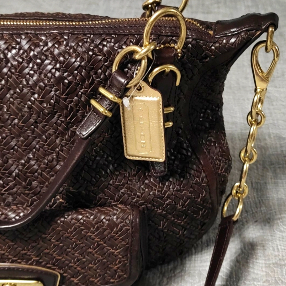 Coach woven Crossbody bag, brown color. - Picture 3 of 7